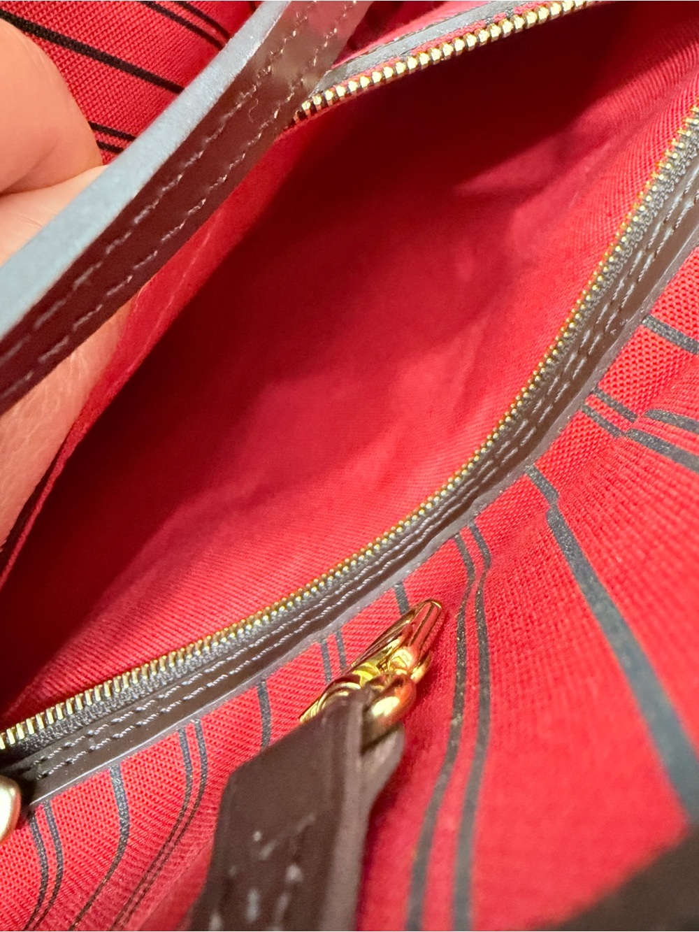 Louis Vuitton Damier Ebene Canvas Neverfull Tote with Zip Pochette in Brown MM - Picture 5 of 16